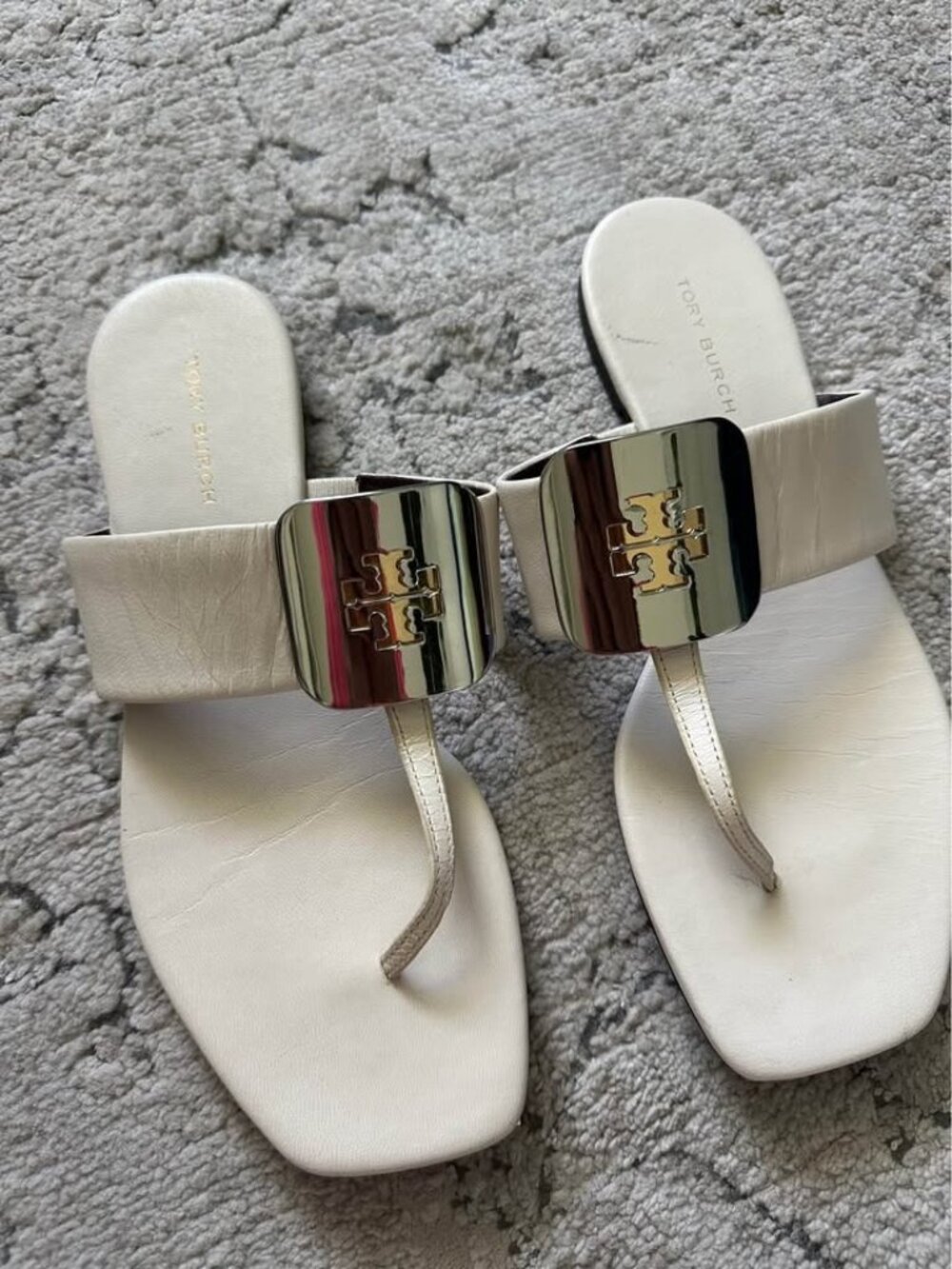 Tory‎ Burch Georgia Logo sandals in ivory size 5